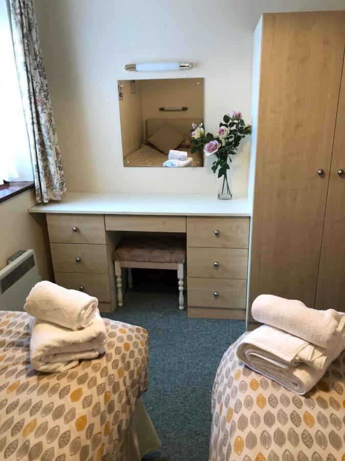 Quayside Close Holiday Apartments Poole Exteriör bild