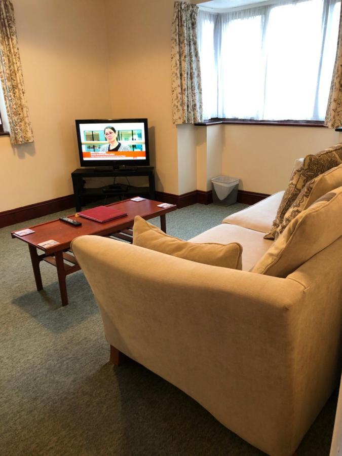 Quayside Close Holiday Apartments Poole Exteriör bild