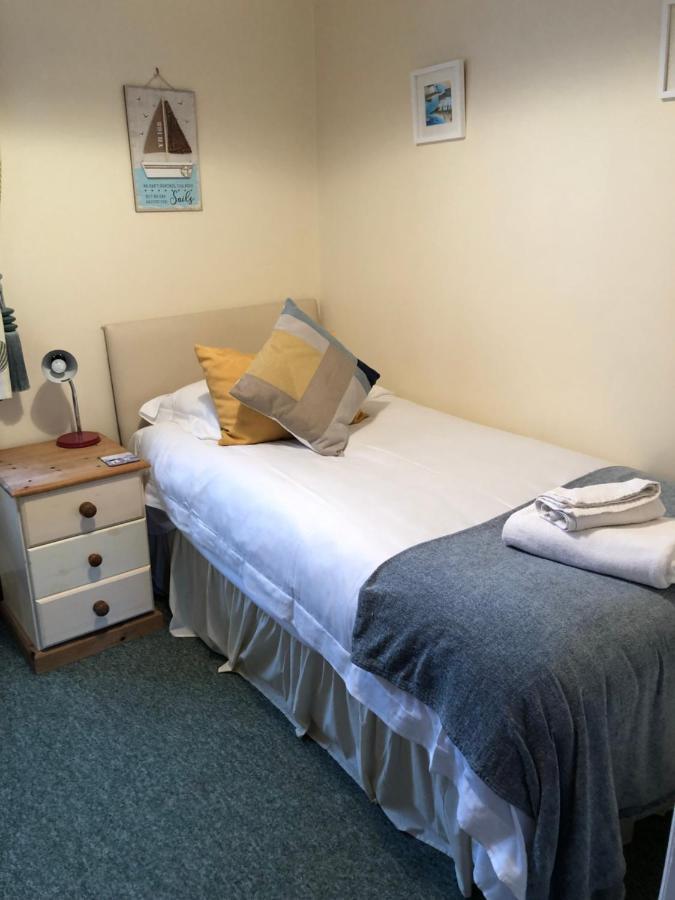 Quayside Close Holiday Apartments Poole Exteriör bild
