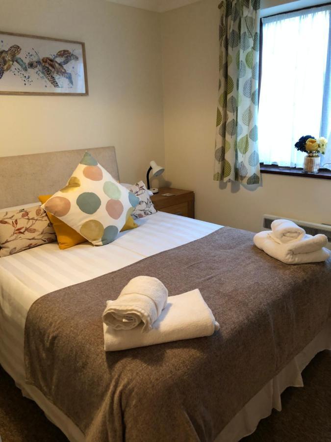 Quayside Close Holiday Apartments Poole Exteriör bild
